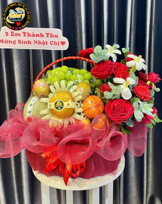 GIỎ HOA VÀ QUẢ MẪU 2